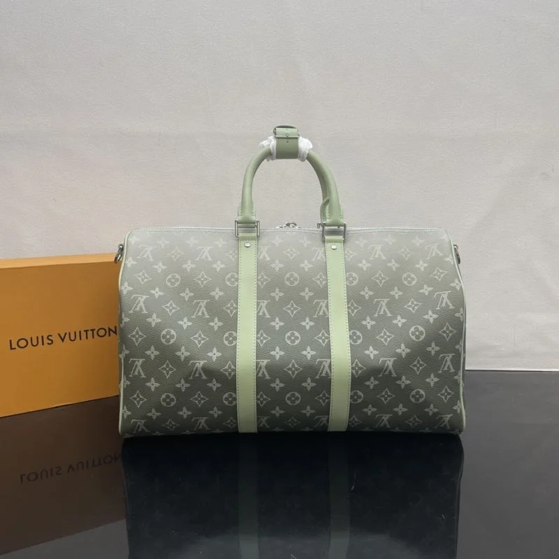 Functional Louis Vuitton Travel Bags 41674