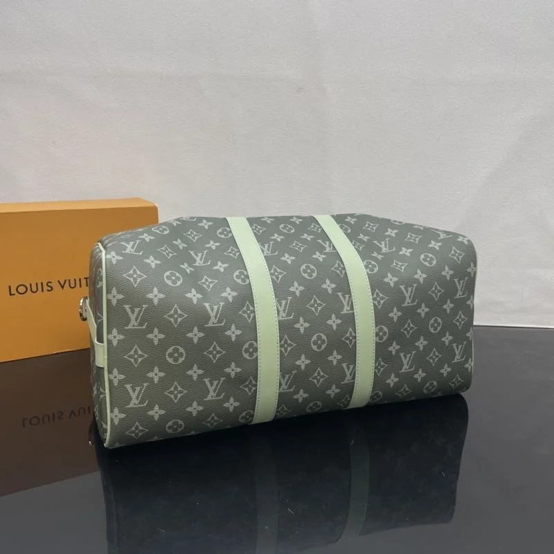 Functional Louis Vuitton Travel Bags 41674