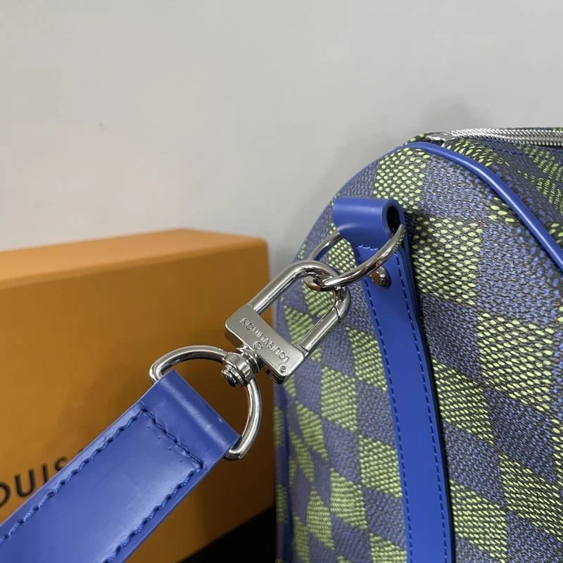 Sporty Louis Vuitton Travel Bags 41466