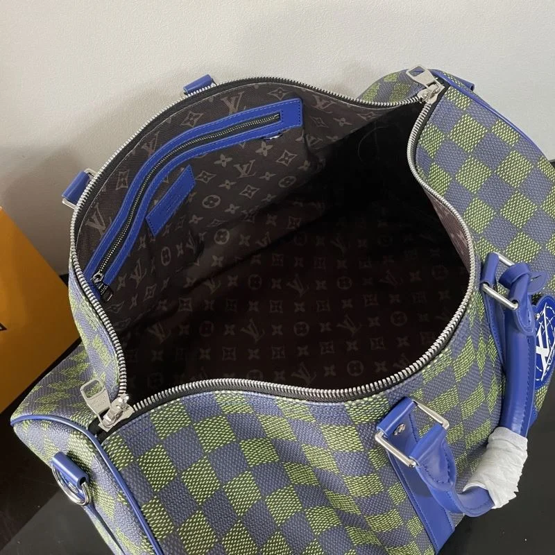 Sporty Louis Vuitton Travel Bags 41466