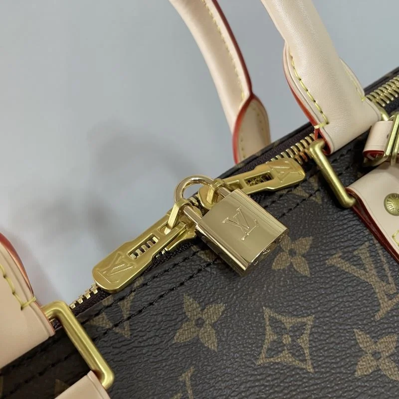 Supportive Louis Vuitton Travel Bags 41464