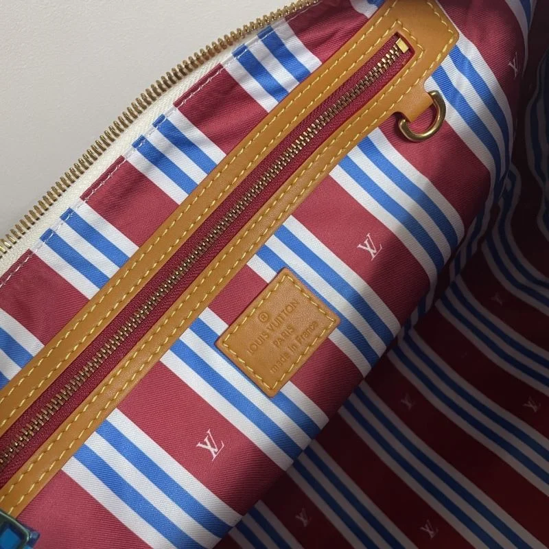 Louis Vuitton Travel Bags Snug 41459
