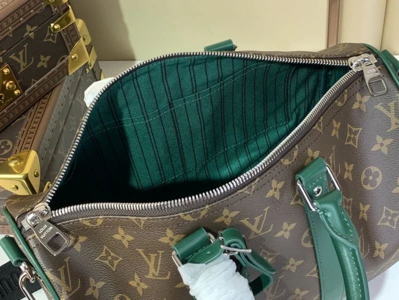 Louis Vuitton Travel Bags Chic 40988