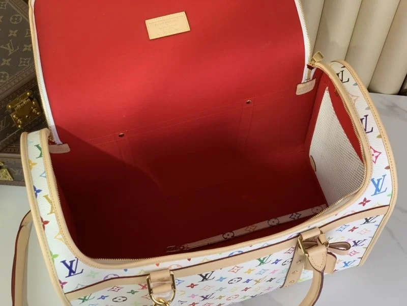 Resilient Louis Vuitton Travel Bags 40283
