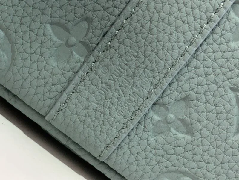Louis Vuitton Travel Bags Original 40265