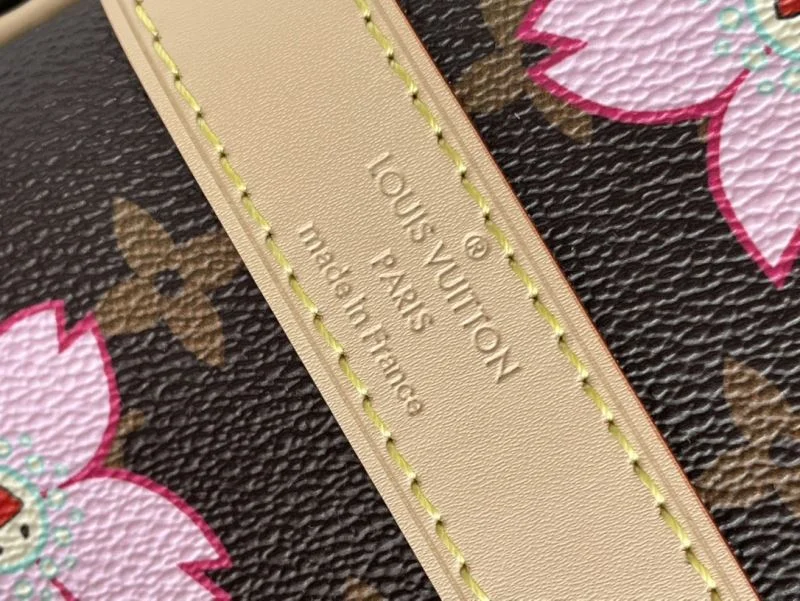 Louis Vuitton Travel Bags Sophisticated 40262