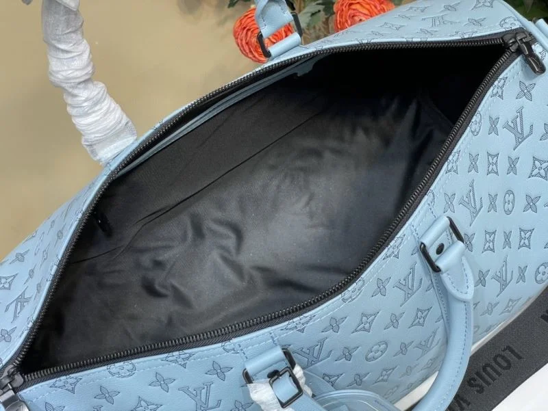Louis Vuitton Travel Bags Unisex 40277