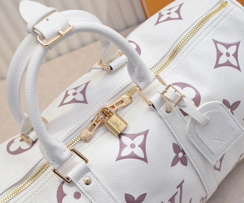 Louis Vuitton Travel Bags EasyCare 79141