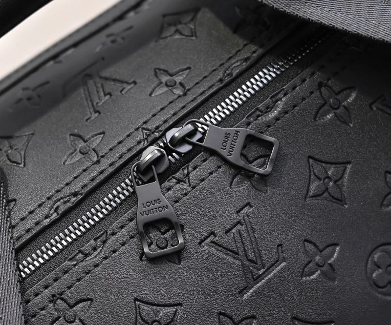 Louis Vuitton Travel Bags Efficient 79123