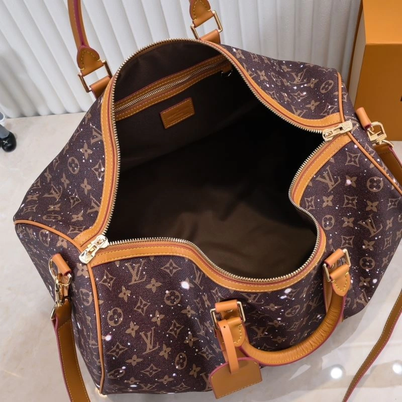 Stretchable Louis Vuitton Travel Bags 79117