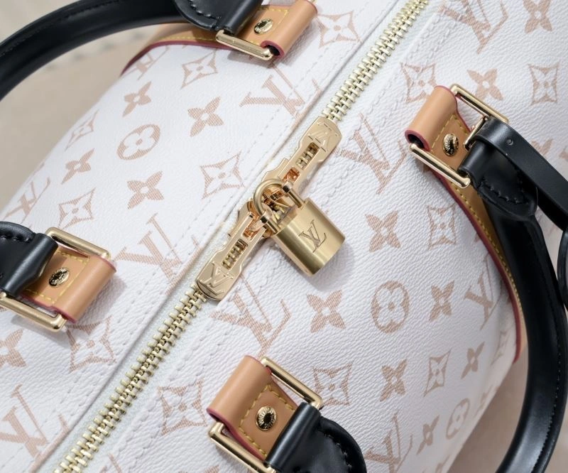GoodFit Louis Vuitton Travel Bags 79113