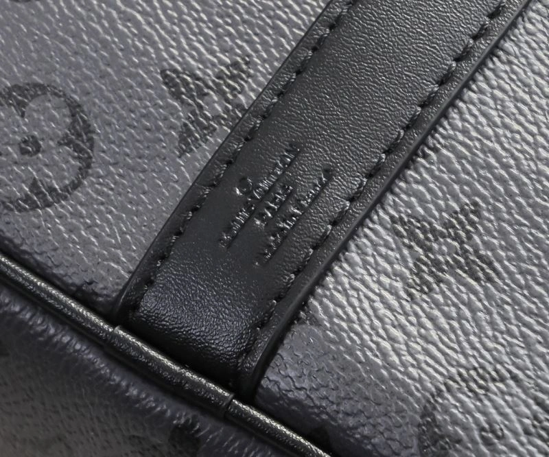 FastDry Louis Vuitton Travel Bags 79127