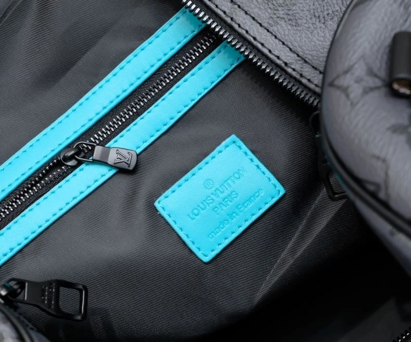 Minimalist Louis Vuitton Travel Bags 79115
