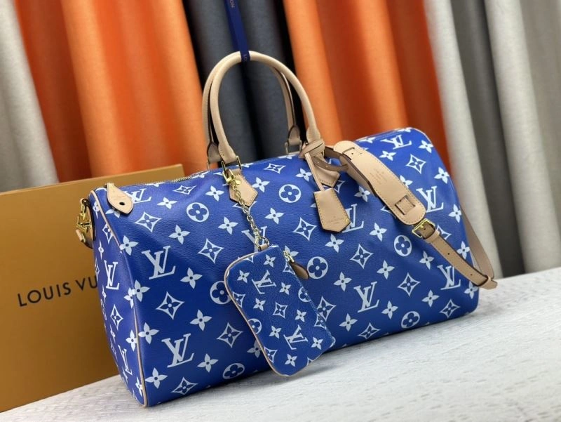 Bold Louis Vuitton Travel Bags 79083