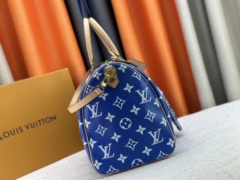 Bold Louis Vuitton Travel Bags 79083