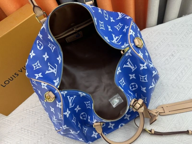 Bold Louis Vuitton Travel Bags 79083
