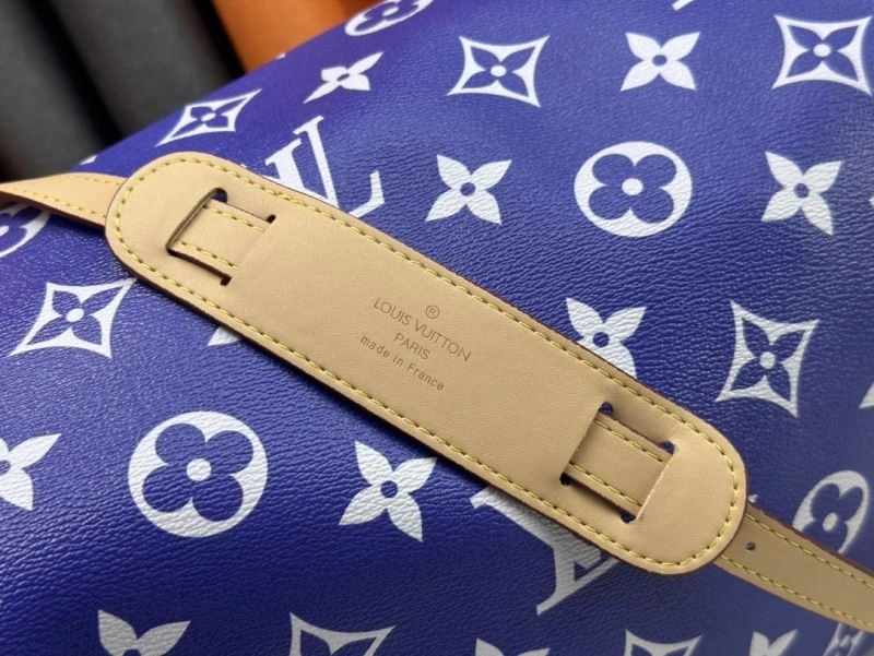 Versatile Louis Vuitton Travel Bags 79092