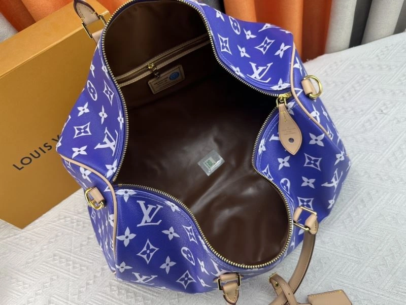 Versatile Louis Vuitton Travel Bags 79092