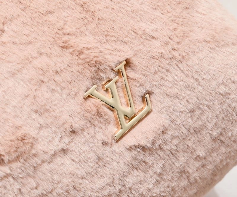 Louis Vuitton Travel Bags Comfortable 79079
