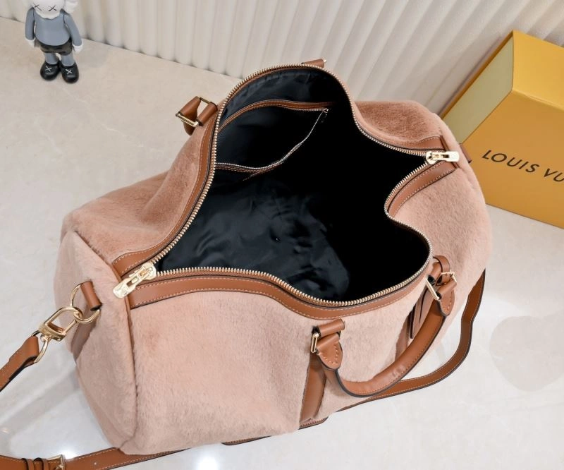 Louis Vuitton Travel Bags Comfortable 79079