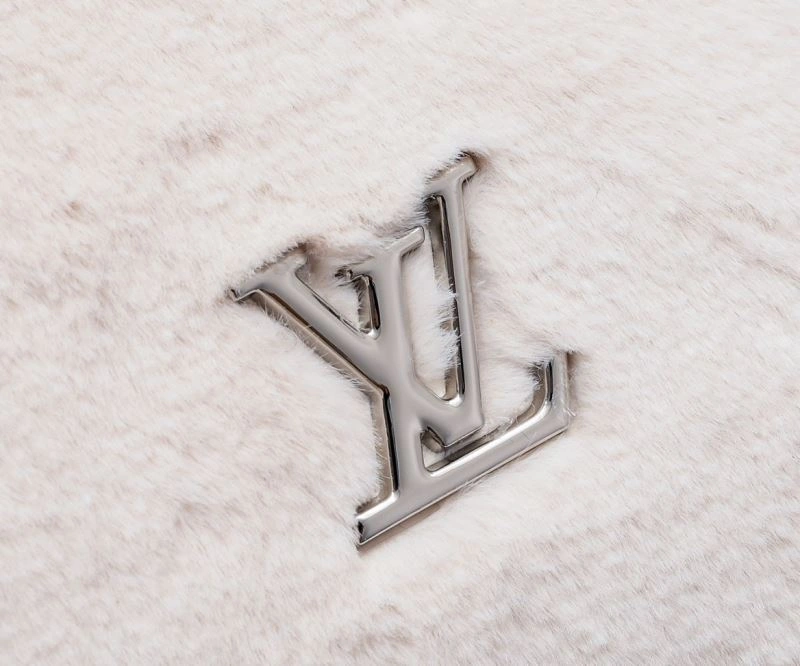 Lightweight Louis Vuitton Travel Bags 79081