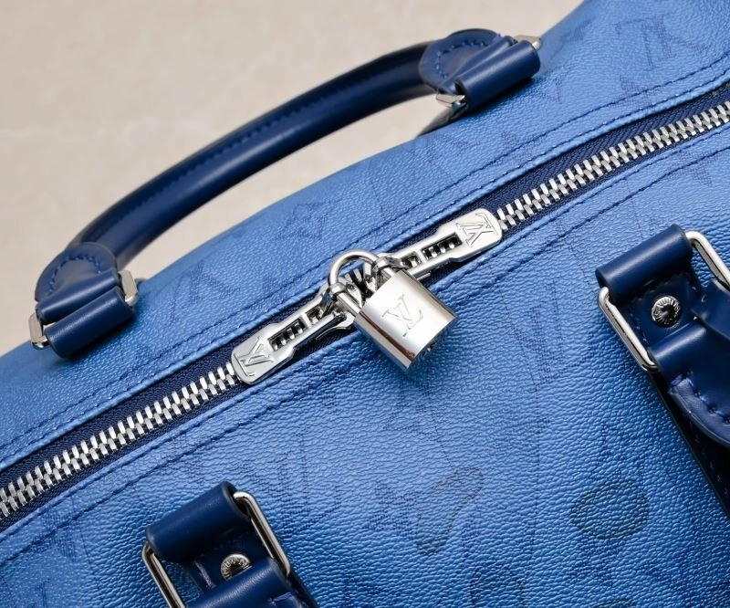 Resilient Louis Vuitton Travel Bags 79085