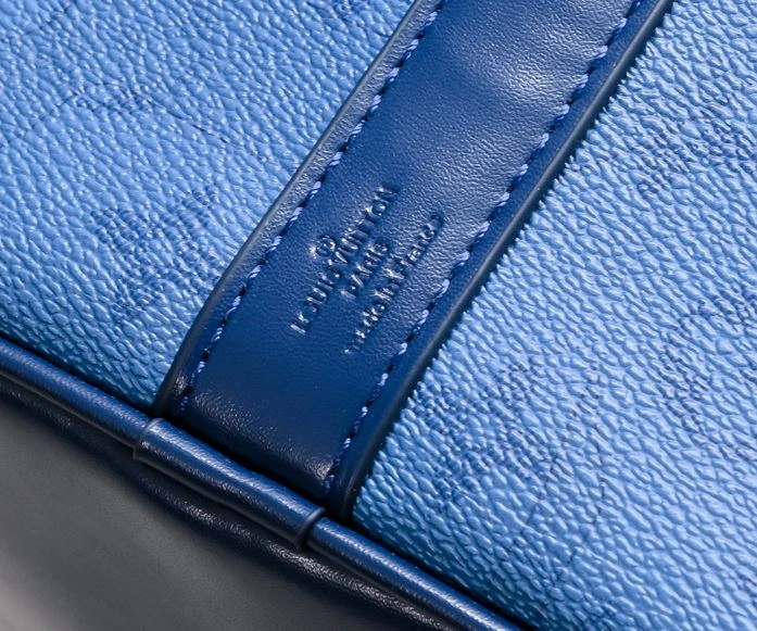 Resilient Louis Vuitton Travel Bags 79085