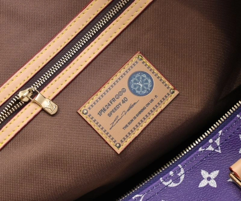EasyMatch Louis Vuitton Travel Bags 79070