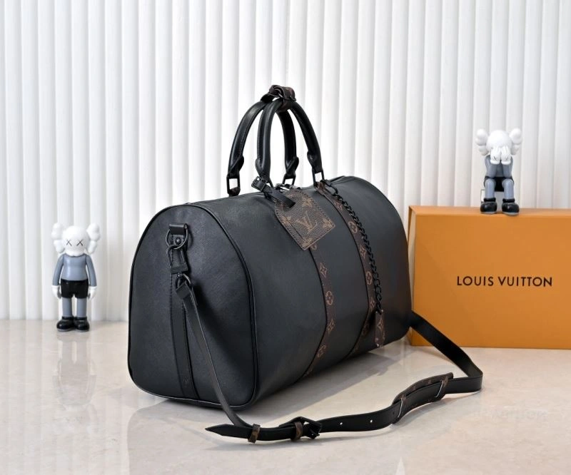 Versatile Louis Vuitton Travel Bags 79067