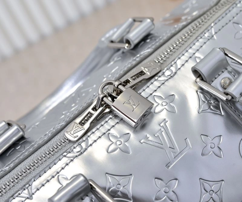 Louis Vuitton Travel Bags Affordable 79065