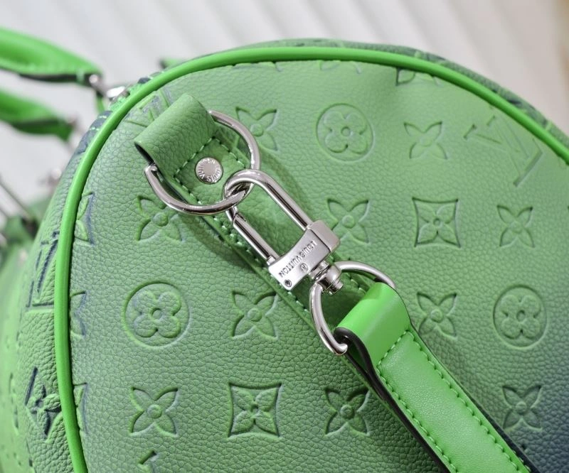UrbanChic Louis Vuitton Travel Bags 79064