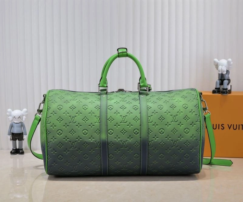 UrbanChic Louis Vuitton Travel Bags 79064