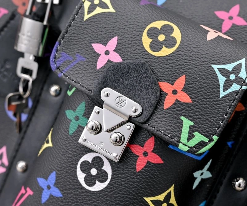Louis Vuitton Travel Bags Bold 79061
