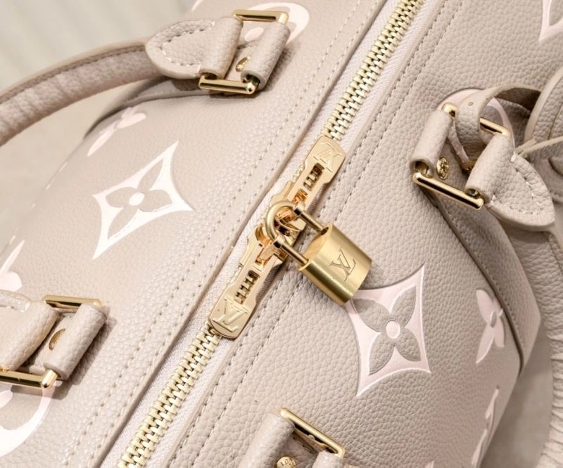 SportInspired Louis Vuitton Travel Bags 79056