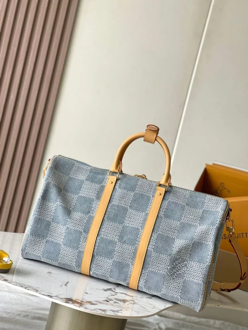 Louis Vuitton Travel Bags Casual 39321