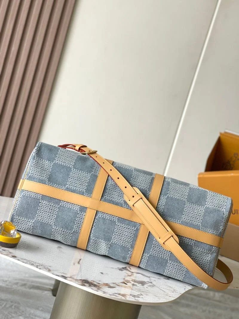 Louis Vuitton Travel Bags Casual 39321