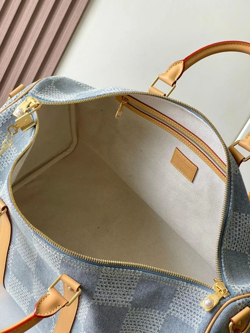 Louis Vuitton Travel Bags Casual 39321