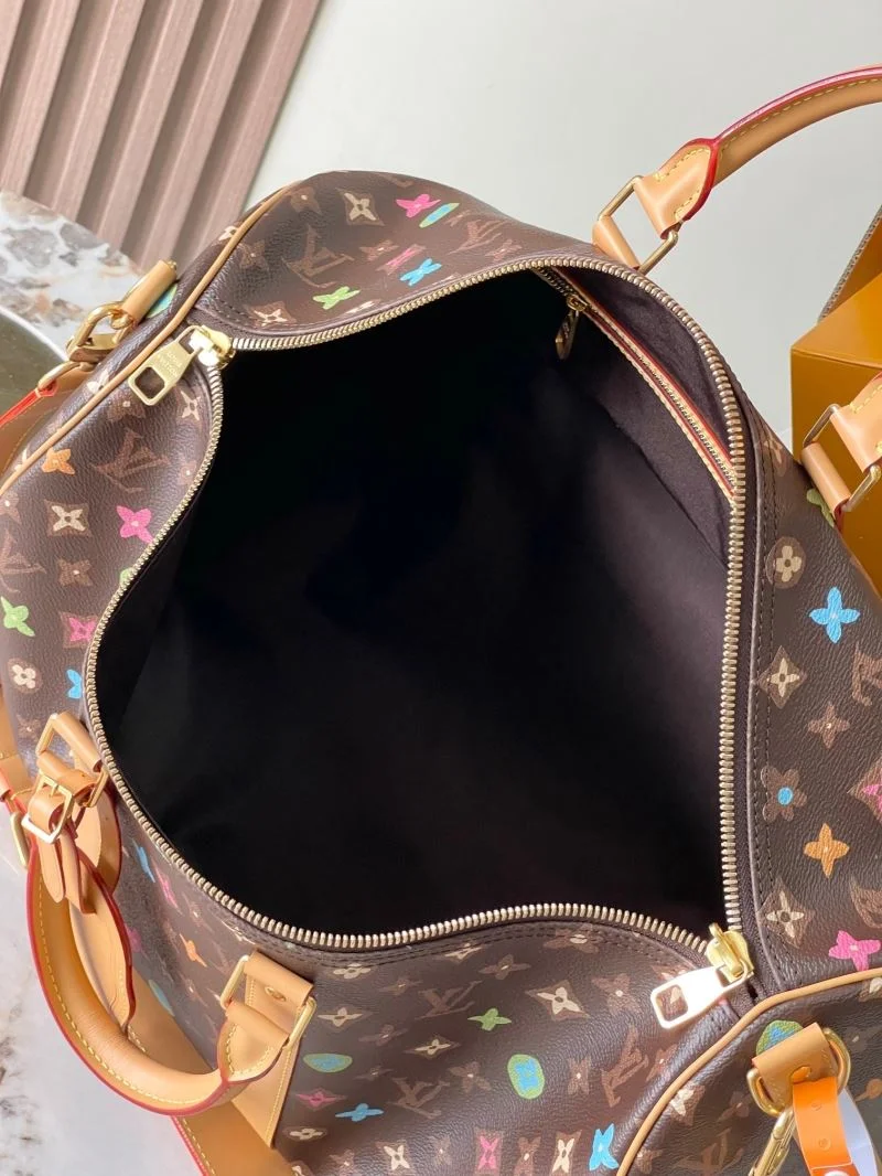 Comfortable Louis Vuitton Travel Bags 39335