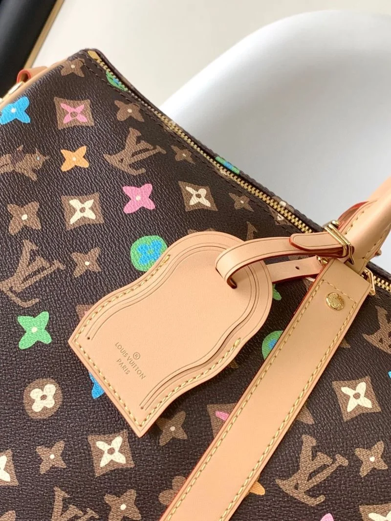 Tailored Louis Vuitton Travel Bags 39072