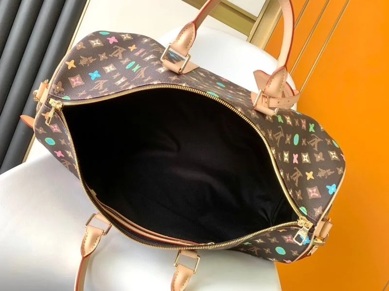 Tailored Louis Vuitton Travel Bags 39072