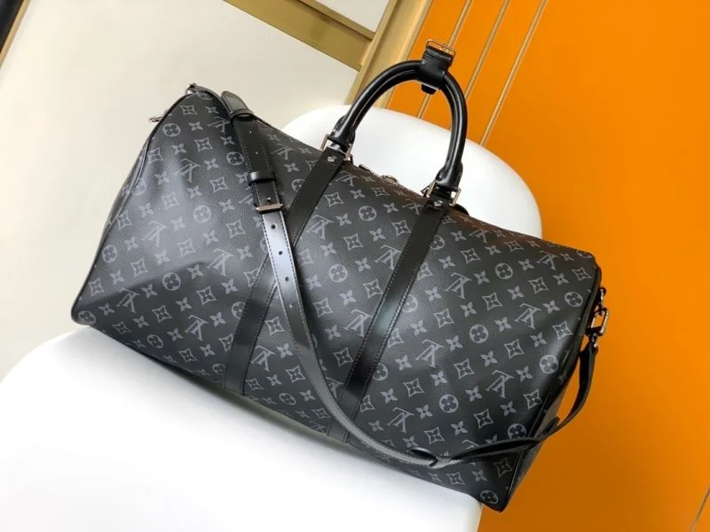 Sleek Louis Vuitton Travel Bags 39091
