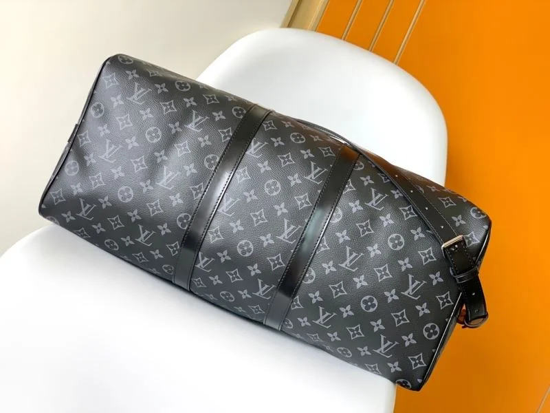 Sleek Louis Vuitton Travel Bags 39091