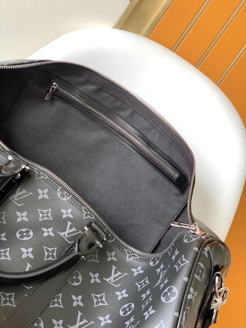 Sleek Louis Vuitton Travel Bags 39091