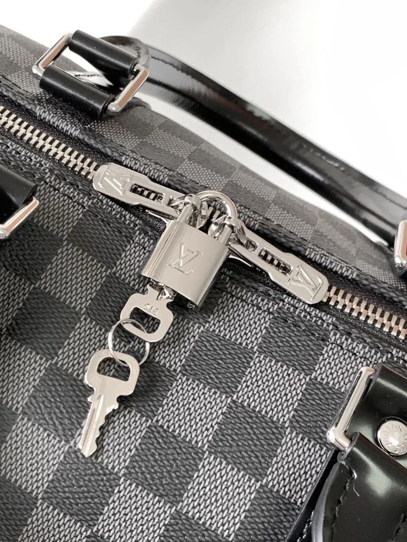 Louis Vuitton Travel Bags Colorful 39106