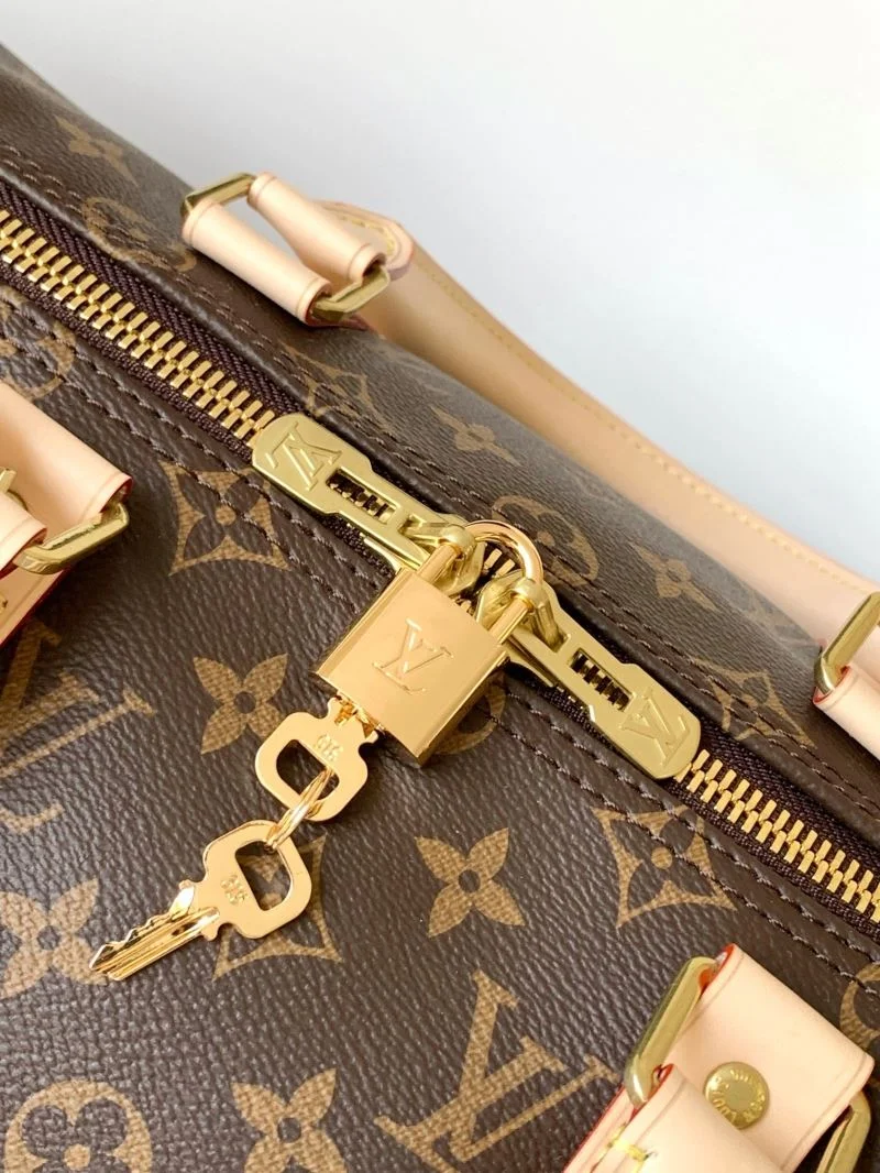Louis Vuitton Travel Bags Efficient 39064