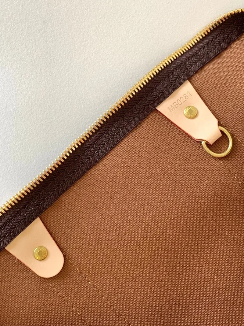 Louis Vuitton Travel Bags Efficient 39064
