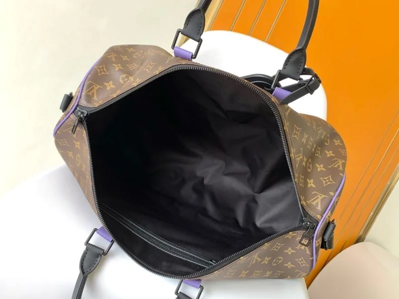 Louis Vuitton Travel Bags Trendy 39080