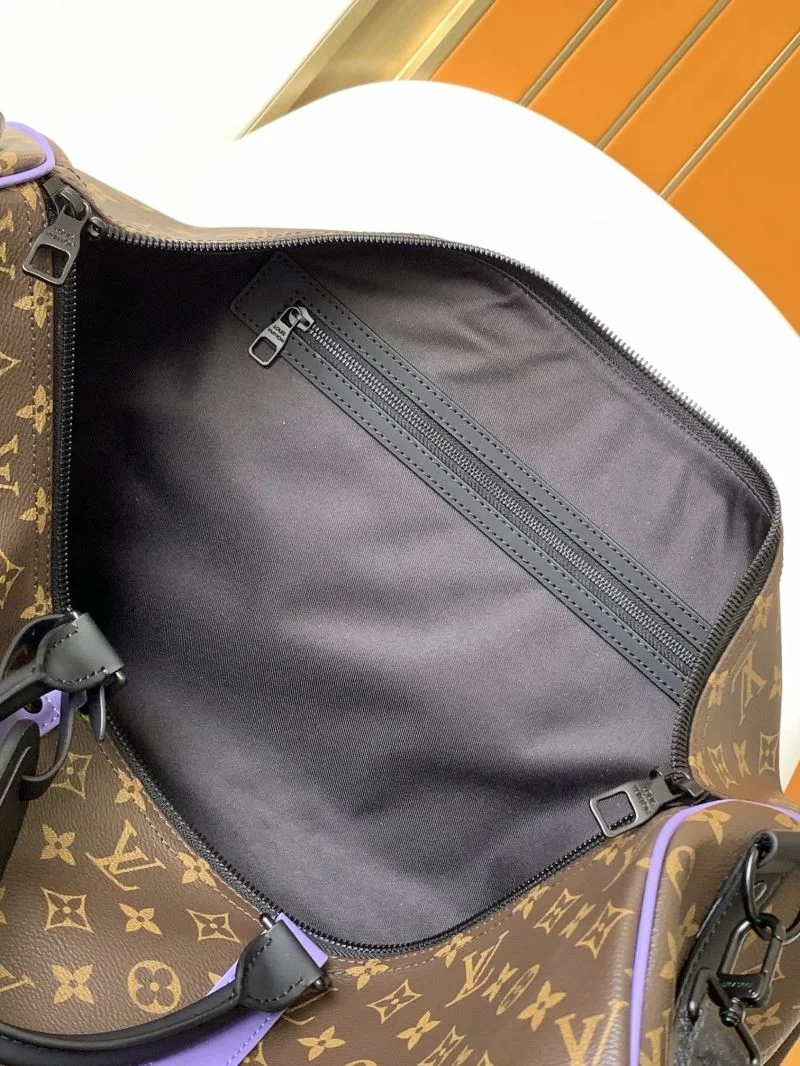 Louis Vuitton Travel Bags Trendy 39080