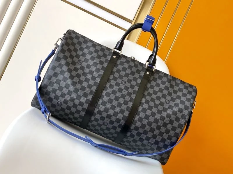 Louis Vuitton Travel Bags Practical 39074
