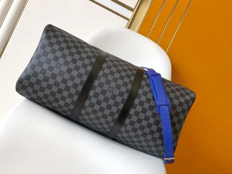 Louis Vuitton Travel Bags Practical 39074